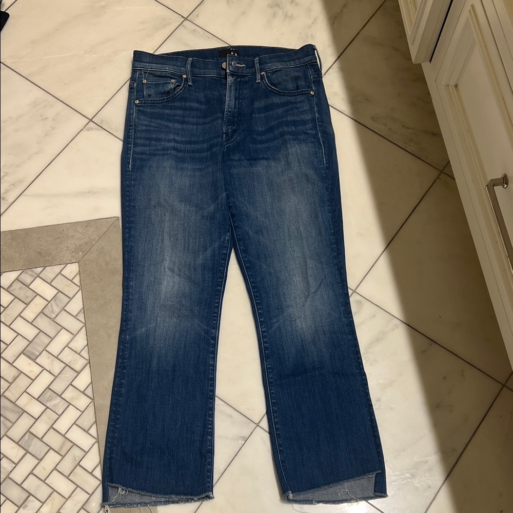 MOTHER The Insider Crop Step Fray Jeans